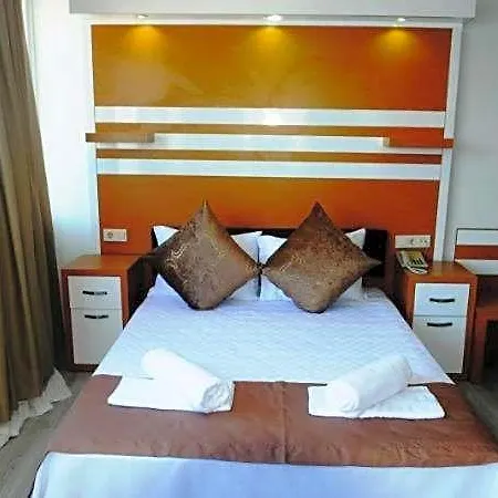Hotel Heaven İçmeler